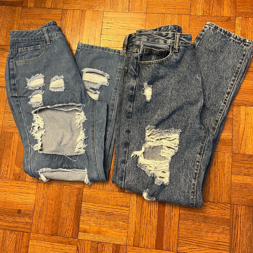 2pairs of demin jeans